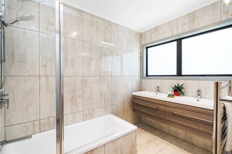 Photo of property in 213 Fairway Drive, Te Kamo, Whangarei, 0112