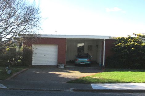 Photo of property in 50 Churton Drive, Churton Park, Wellington, 6037