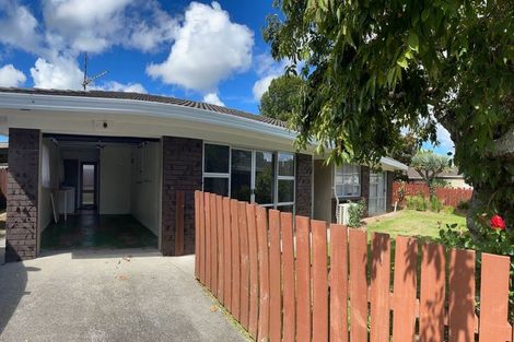 Photo of property in 2/8 Parera Place, Papatoetoe, Auckland, 2025