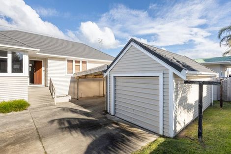 Photo of property in 38 May Street, Mount Maunganui, 3116