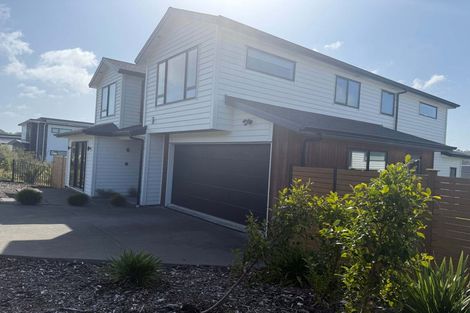 Photo of property in 13 Katote Avenue, Swanson, Auckland, 0614