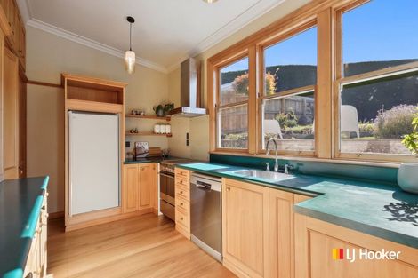 Photo of property in 31 Kilgour Street, Roslyn, Dunedin, 9010