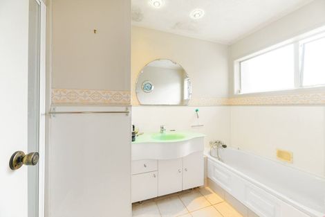 Photo of property in 1/17b Woodvale Road, Glen Eden, Auckland, 0602