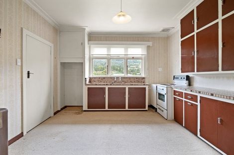 Photo of property in 16 Derwent Street, Helensburgh, Dunedin, 9010