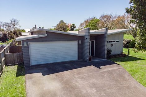 Photo of property in 2 Benner Drive, Ngatea, 3503