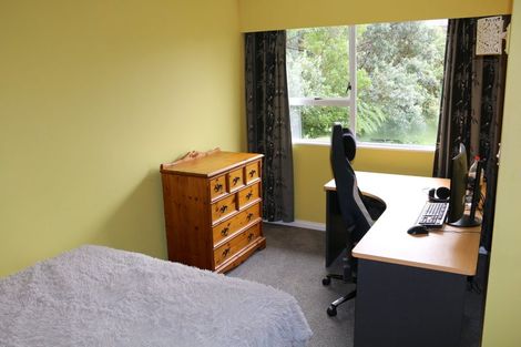 Photo of property in 3 Ardal Grove, Tirohanga, Lower Hutt, 5010