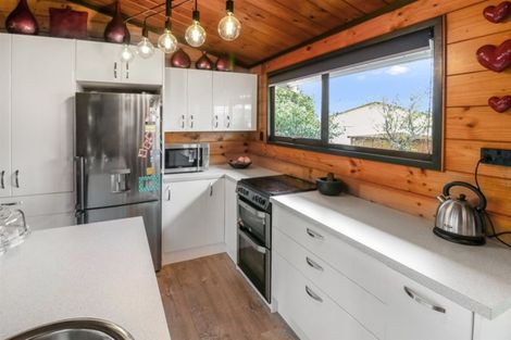 Photo of property in 2 Hunter Street, Dannevirke, 4930