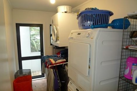 Photo of property in 15 Cavalry Close, Crofton Downs, Wellington, 6035