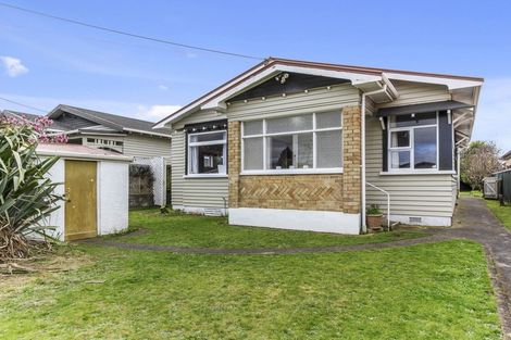 Photo of property in 27 Ngaio Street, Strandon, New Plymouth, 4312