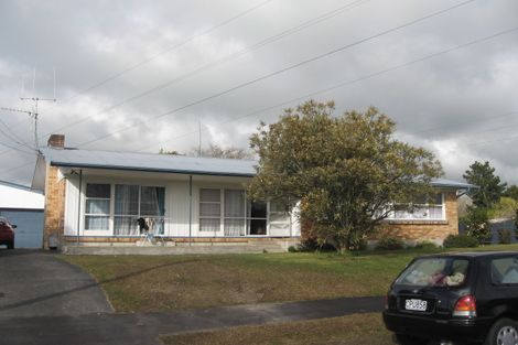 Photo of property in 44 Southsea Crescent, Silverdale, Hamilton, 3216