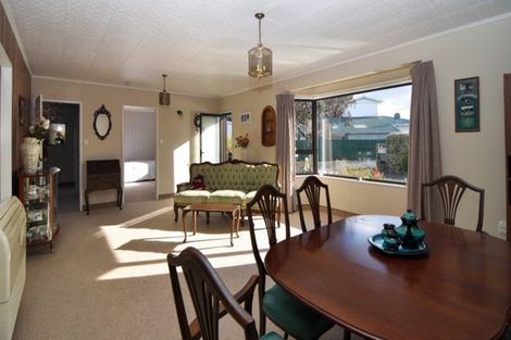 Photo of property in 1/1 De Lacey Lane, Carterton, 5713