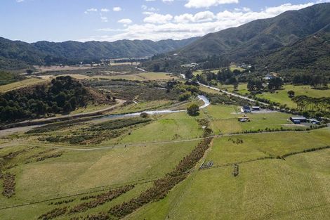 Photo of property in Turvey Farm, 904b Coast Road, Wainuiomata Coast, Wainuiomata, 5373