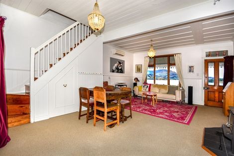 Photo of property in 24 Cunningham Terrace, Lyttelton, 8082