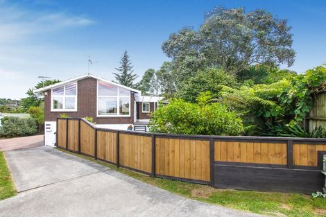 Photo of property in 17 Tagor Street, Glen Eden, Auckland, 0602