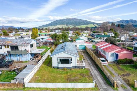 Photo of property in 14 Tureiti Place, Turangi, 3334