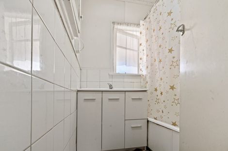 Photo of property in 22 Elizabeth Avenue, Papatoetoe, Auckland, 2025