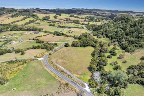 Photo of property in 659 West Coast Road, Makarau, Warkworth, 0981