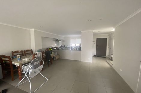 Photo of property in 6 Akeake Lane, Manurewa, Auckland, 2102