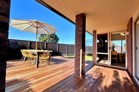 Photo of property in 2 Grevillea Place, Mount Maunganui, 3116