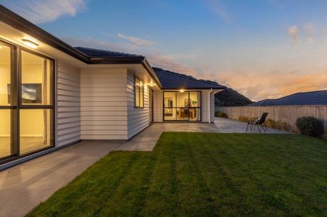 Photo of property in 19 Schooner Drive, Whitby, Porirua, 5024