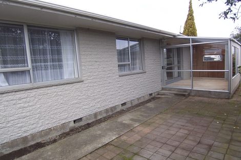 Photo of property in 2/5 Chilton Drive, Mairehau, Christchurch, 8052