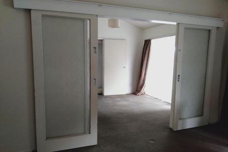 Photo of property in 110 Reeves Road, Pakuranga Heights, Auckland, 2010