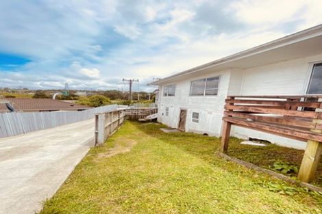 Photo of property in 16b Cedar Heights Avenue, Massey, Auckland, 0614