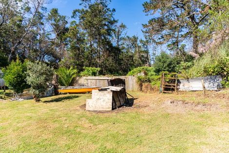 Photo of property in 106 Komiti Road, Tinopai, Matakohe, 0593