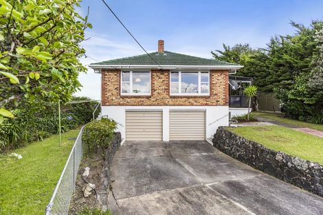 Photo of property in 1/236 Rangatira Road, Beach Haven, Auckland, 0626