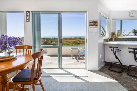 Photo of property in 64 Rarangi Beach Road, Rarangi, Blenheim, 7273