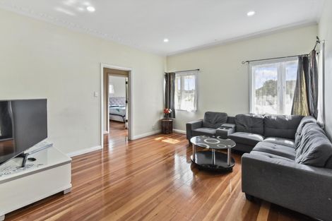 Photo of property in 3 Overton Road, Papatoetoe, Auckland, 2025