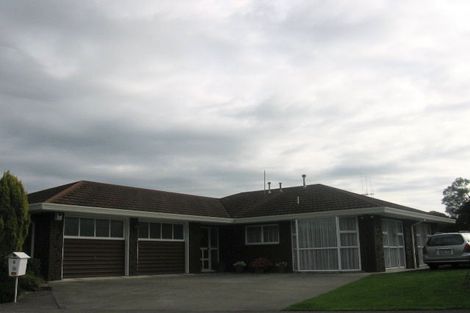 Photo of property in 6 Dalfield Place, Highbury, Palmerston North, 4412