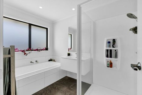 Photo of property in 26 Hodge Park Lane, Inglewood, 4330