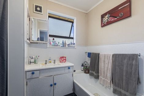 Photo of property in 21c Flower Street, Bulls, 4818