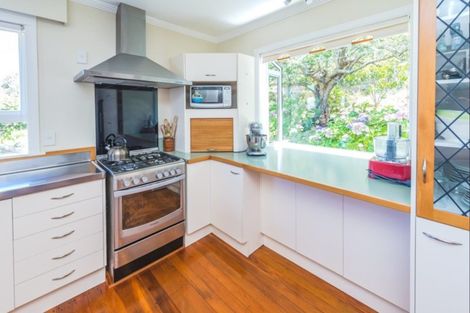 Photo of property in 11 Hillside Terrace, Saint Johns Hill, Whanganui, 4500