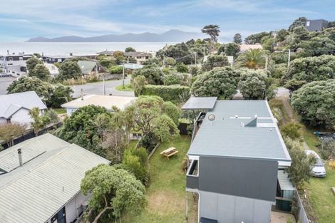 Photo of property in 6 Jeep Road, Raumati South, Paraparaumu, 5032