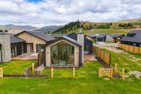 Photo of property in 117 Wooing Tree Avenue, Cromwell, 9310