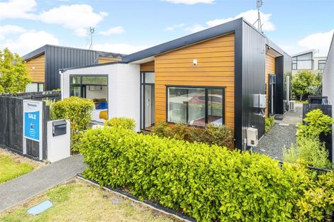 Photo of property in 20 Liberation Road, Papakura, 2110