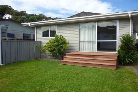 Photo of property in 6 Cluny Road, Plimmerton, Porirua, 5026