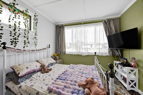 Photo of property in 150 Miranda Street, Stratford, 4332