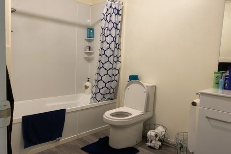 Photo of property in 324 West Coast Road, Glen Eden, Auckland, 0602