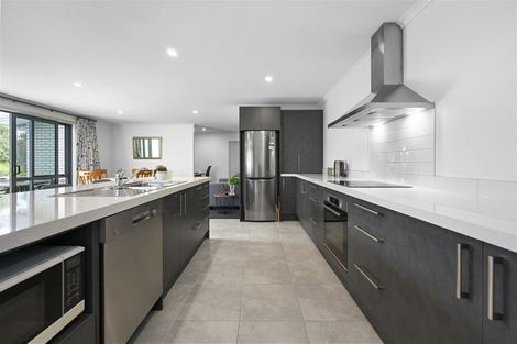 Photo of property in 7 Whanau Avenue, Baverstock, Hamilton, 3200