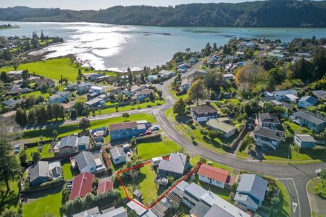 Photo of property in 111 Tirohanga Drive, Whangamata, 3620