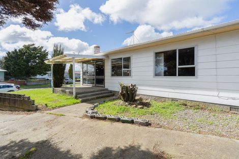 Photo of property in 20 Kinross Street, Levin, 5510