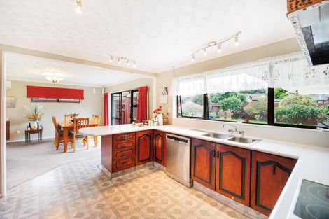 Photo of property in 135 Amberley Avenue, Highbury, Palmerston North, 4412