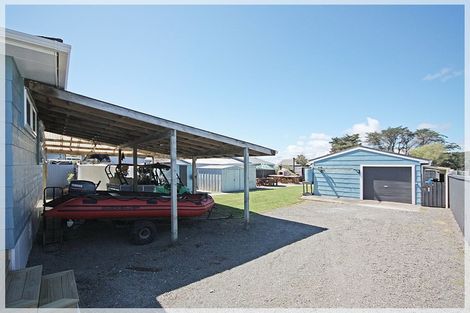 Photo of property in 29 Punga Street, Tangimoana, 4822