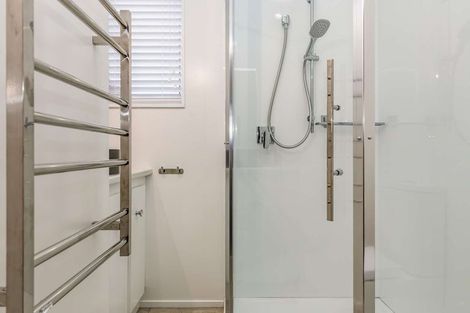 Photo of property in 3a Wharewaka Road, Wharewaka, Taupo, 3330