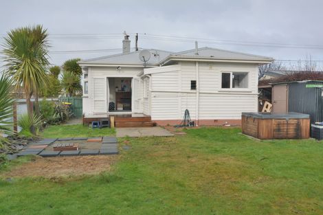 Photo of property in 172 Macandrew Road, South Dunedin, Dunedin, 9012