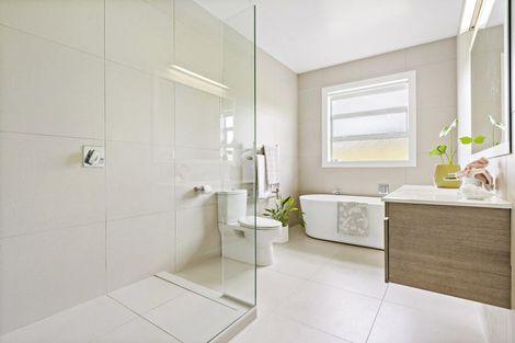 Photo of property in 245 Muriwai Valley Road, Muriwai, Waimauku, 0881