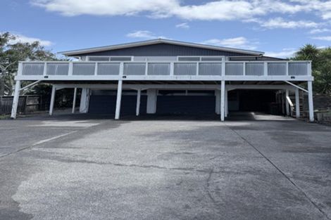 Photo of property in 5 Red Beach Road, Red Beach, 0932